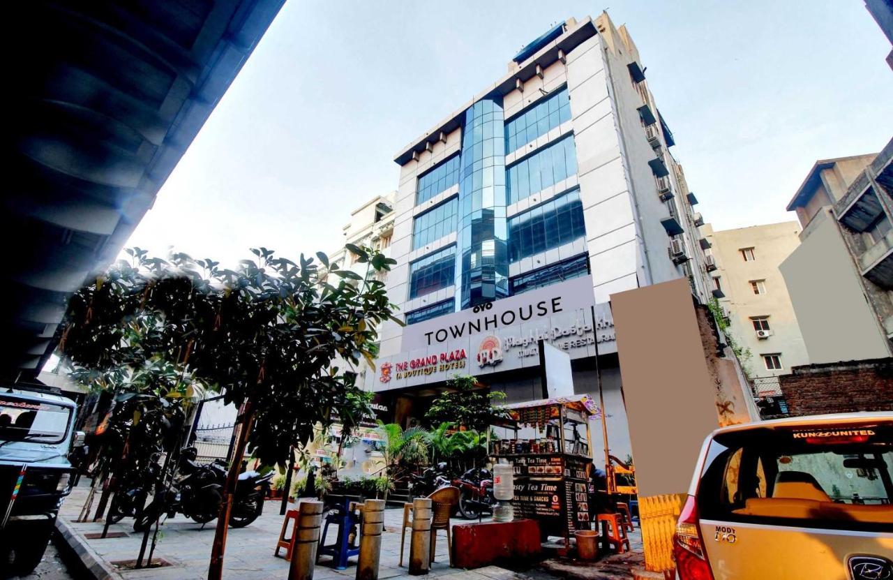 Townhouse The Grand Plaza Hyderabad Exterior foto